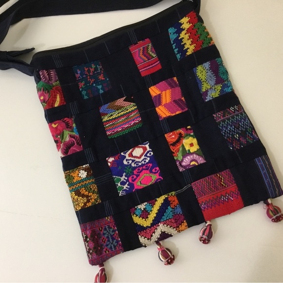 Boho Embroidered Bag Hobo Crossbody Navy Multicolored NWOT - Picture 2 of 7